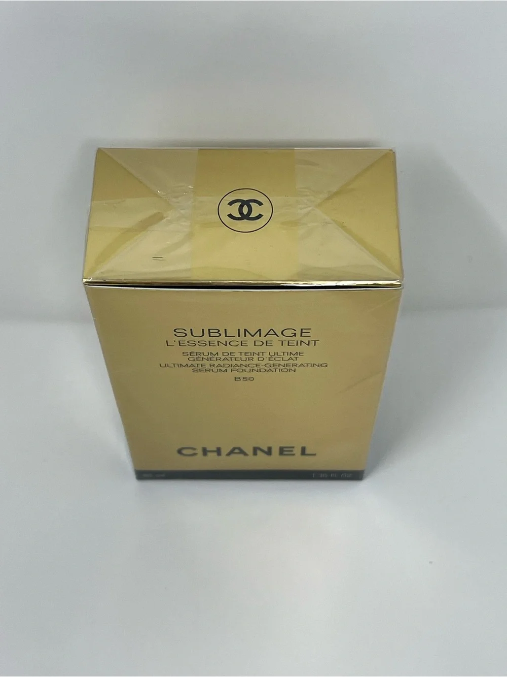 CHANEL Sublimage L’Essence de Teint Ultimate Serum Foundation, shade B50, 40 mL